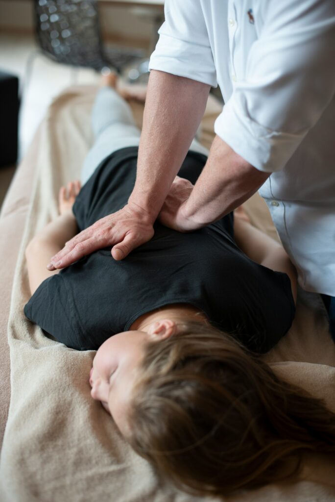 Manipulation ostéopathie